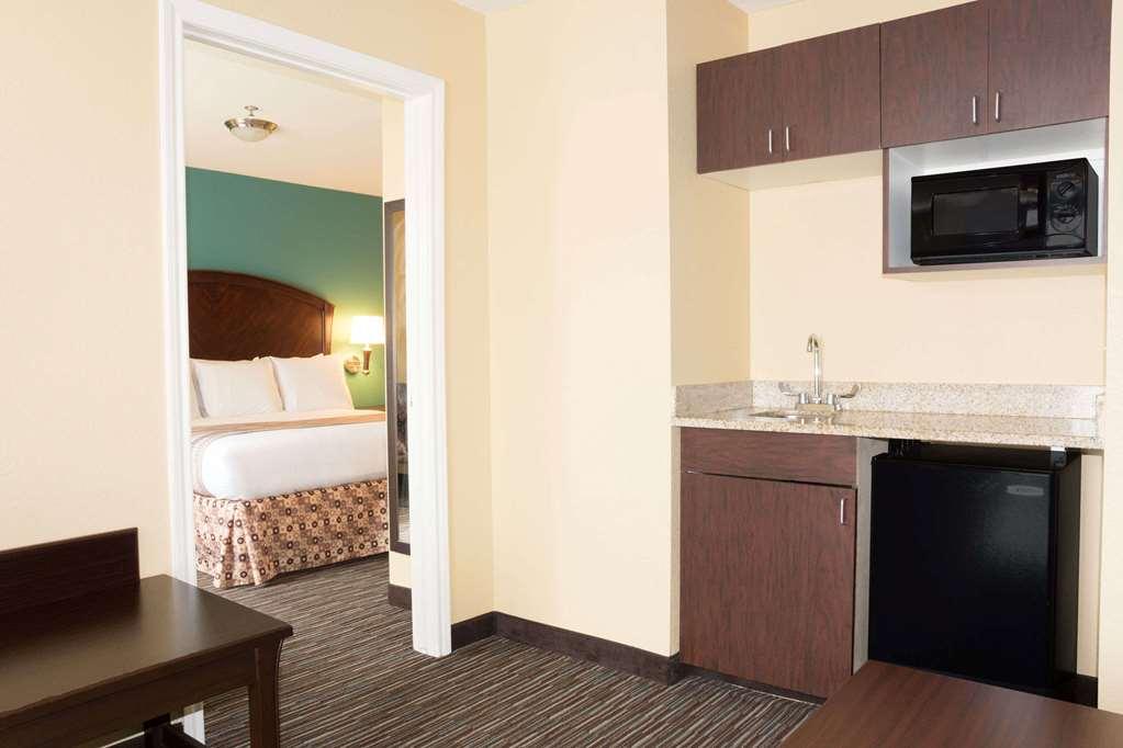 האמבל Best Western Houston Bush Iah Intercontinental Airport Inn מראה חיצוני תמונה